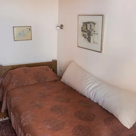 Village House Apartment